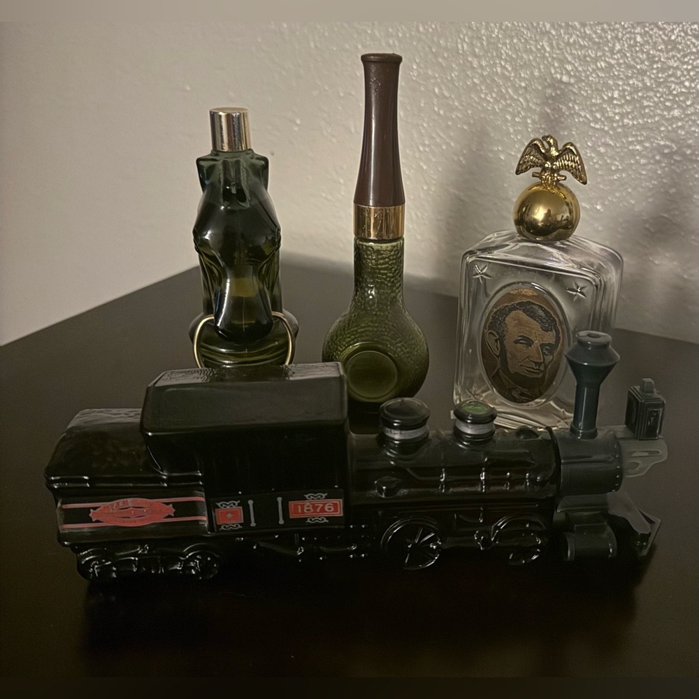 Vintage Avon Cologne Bottles Lot Lincoln Wild Country | 1876 Train | Thai Winds - Picture 3 of 4